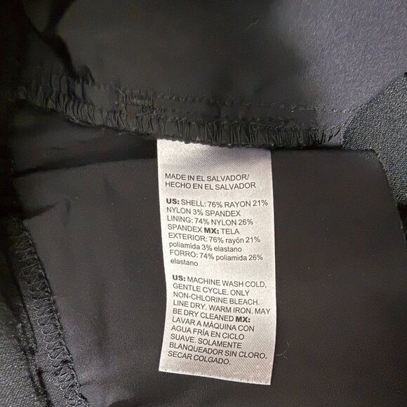 Chico's 2R 12R Brigitte Slim Ankle Pants Black Slimming Pull On Pockets 34 x 27 - Picture 6 of 11